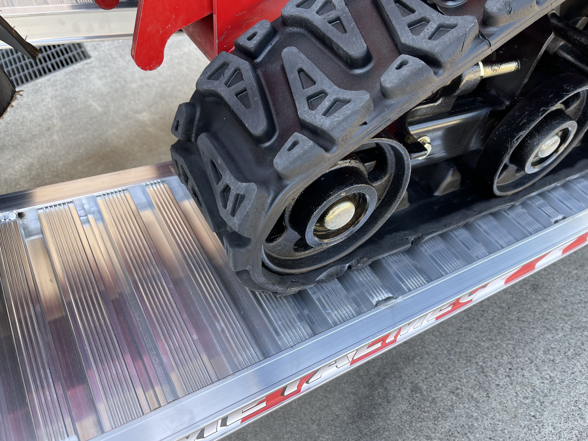 Ramp Rim Heavy duty ramp with edge