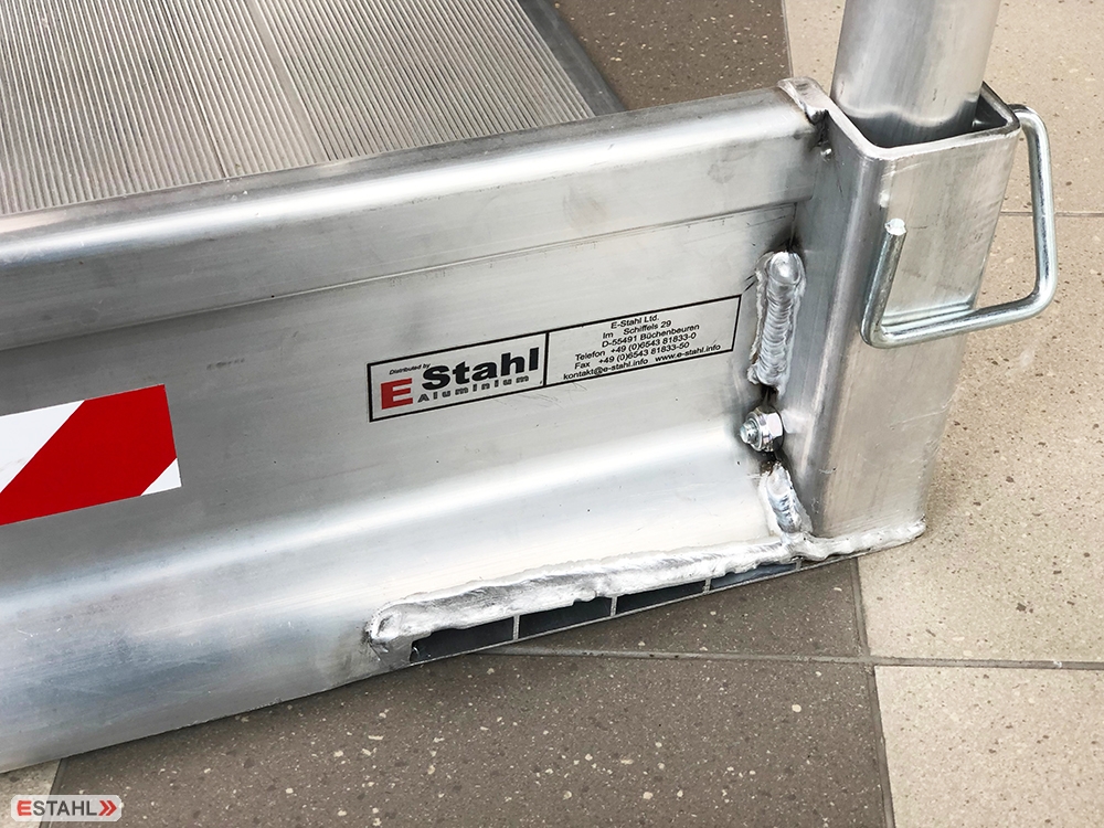 Wheelchair ramp, length: 2990 mm, with handrails on both sides