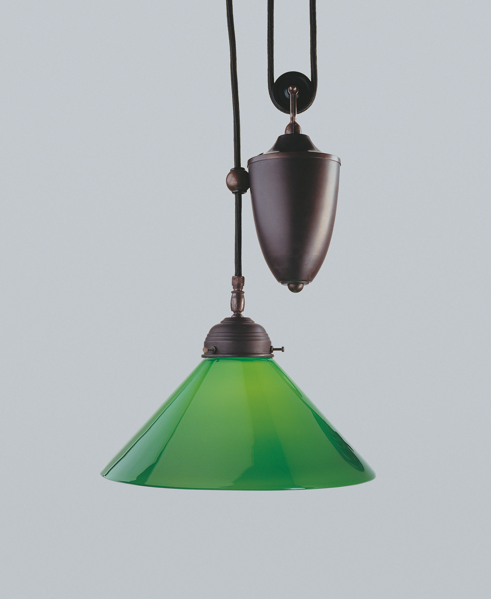 Zugpendelleuchte Ei04-70 gr A