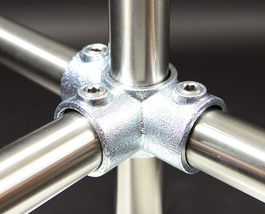 176E60 - Pièce en T pour tube support, raccord de tube galvanisé à chaud