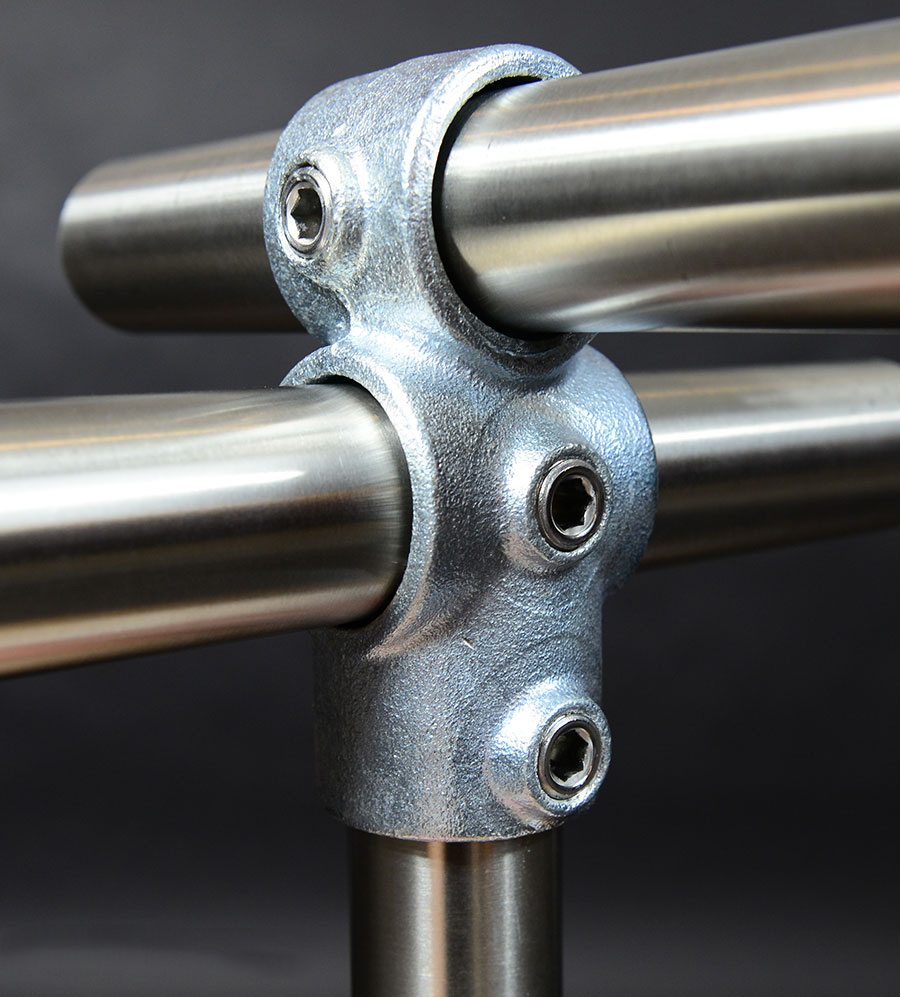 165D48 - Té croisé, raccord de tube galvanisé à chaud