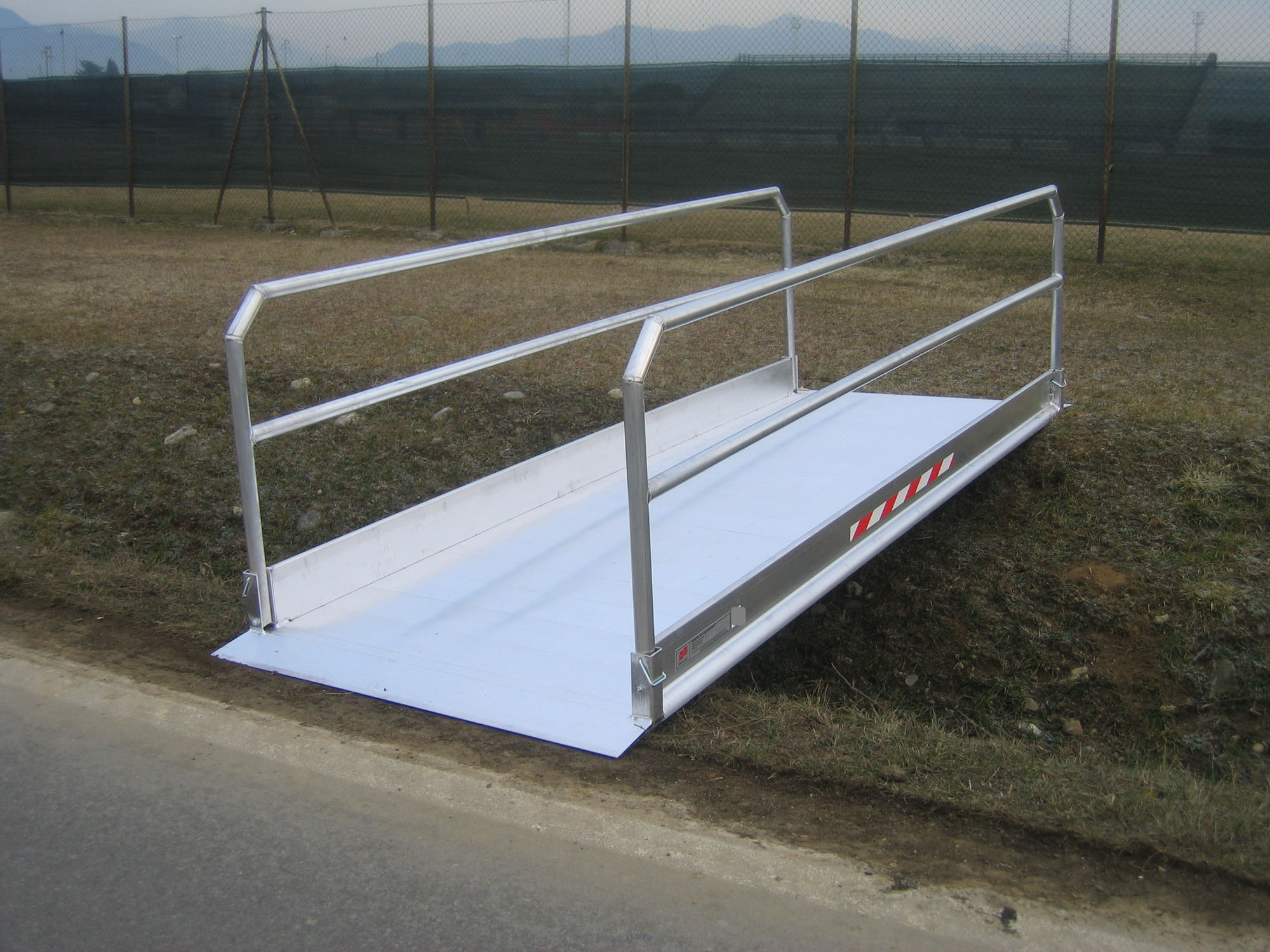 Pont de tranchée, longueur 1260 mm, largeur intérieure 1250 mm