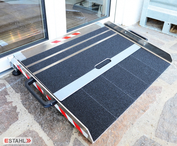 Aluminium balcony ramp