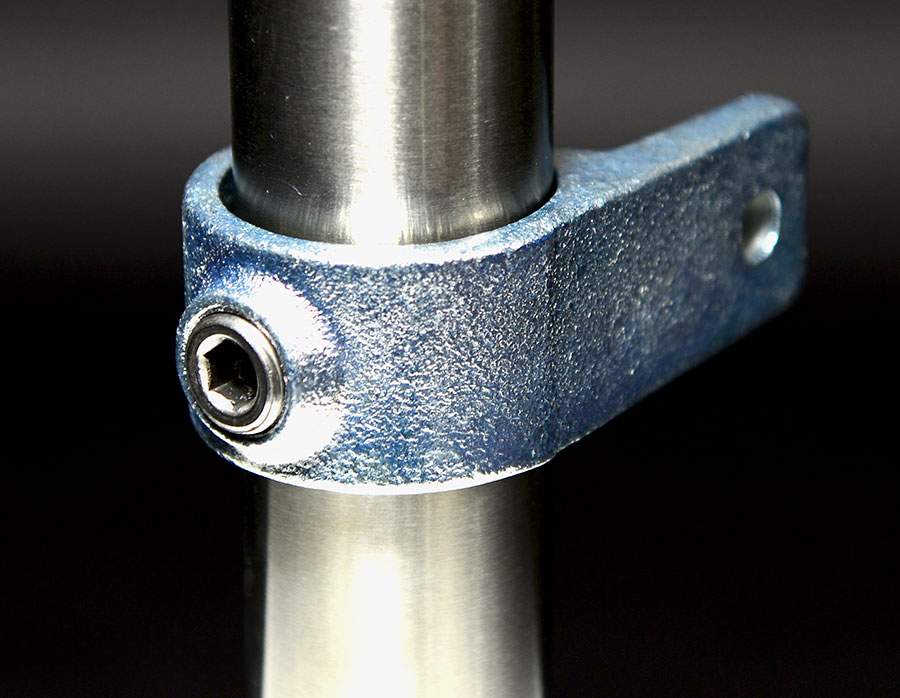 199D48 - Anneau de fixation avec bride, raccord de tube galvanisé à chaud