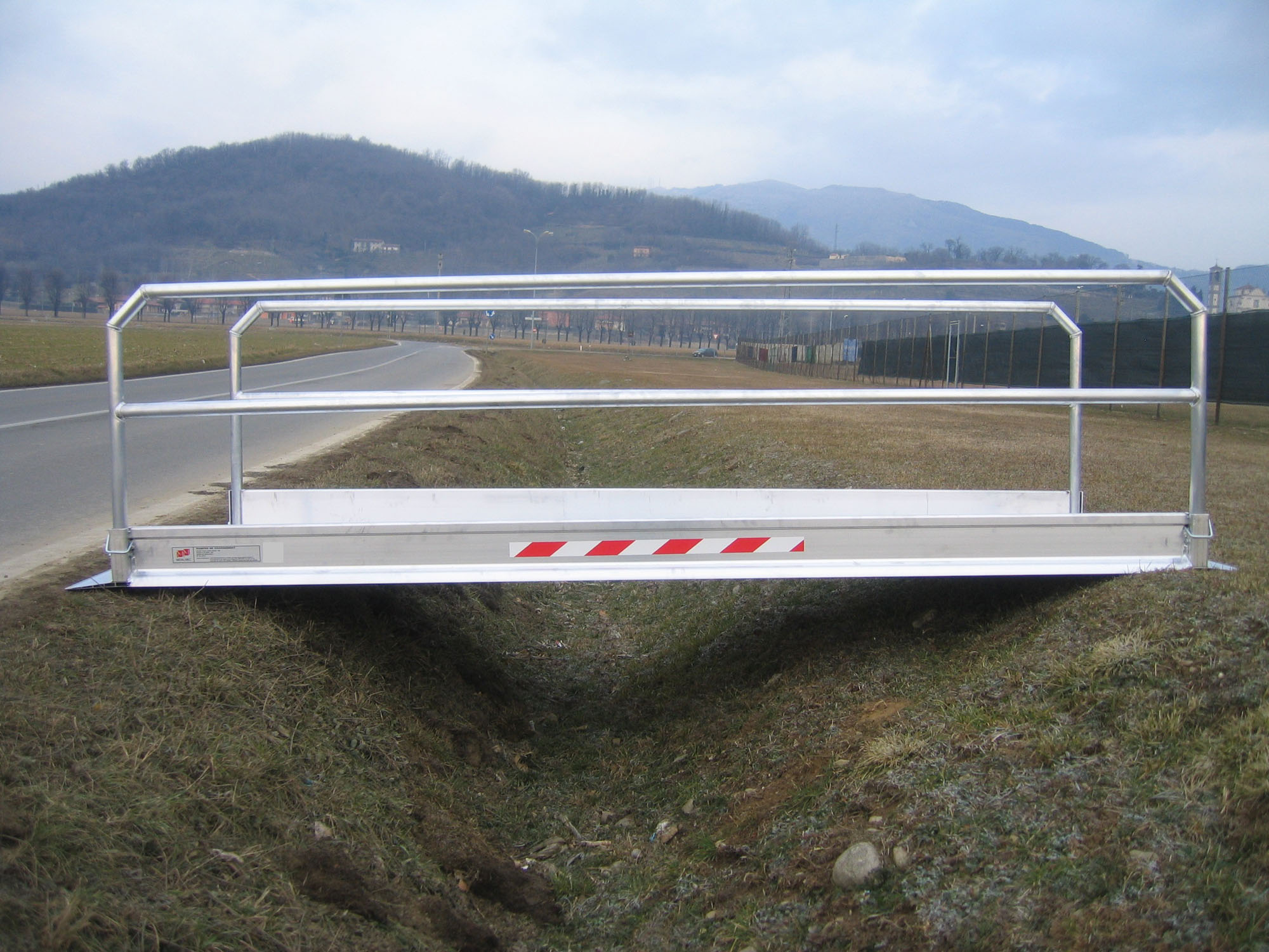 Pont de tranchée, longueur 1260 mm, largeur intérieure 1250 mm
