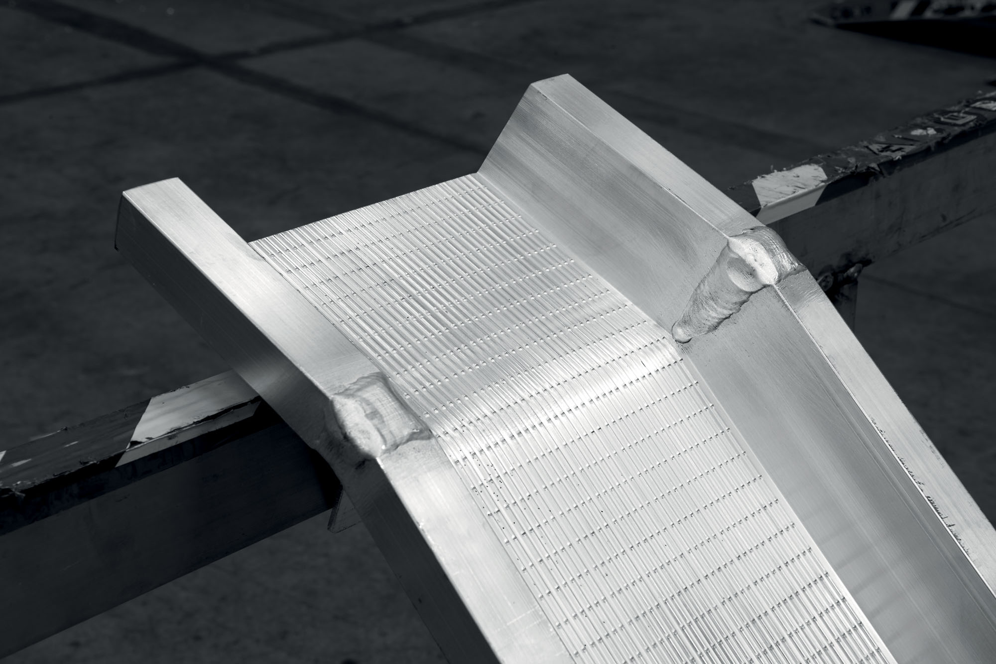 1 paire de rails de chargement avec rebord, longueur 1000 mm